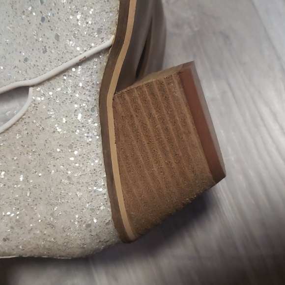 Corkys Glow up Glitter White Bootie NIB Size 8 And 10 - Picture 5 of 8
